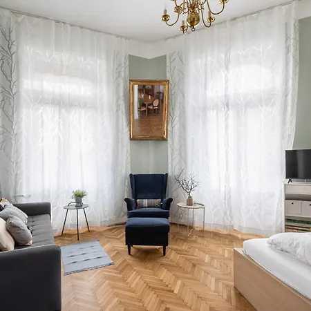 Parkside Apartman