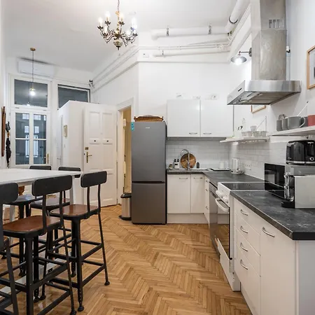 Lägenhet Parkside Budapest